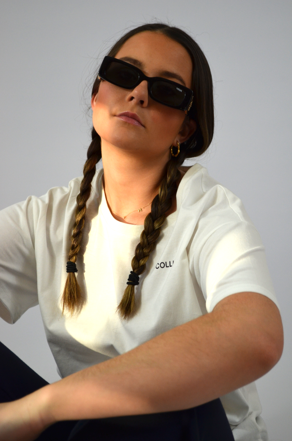 CLASSIC WHITE TEE