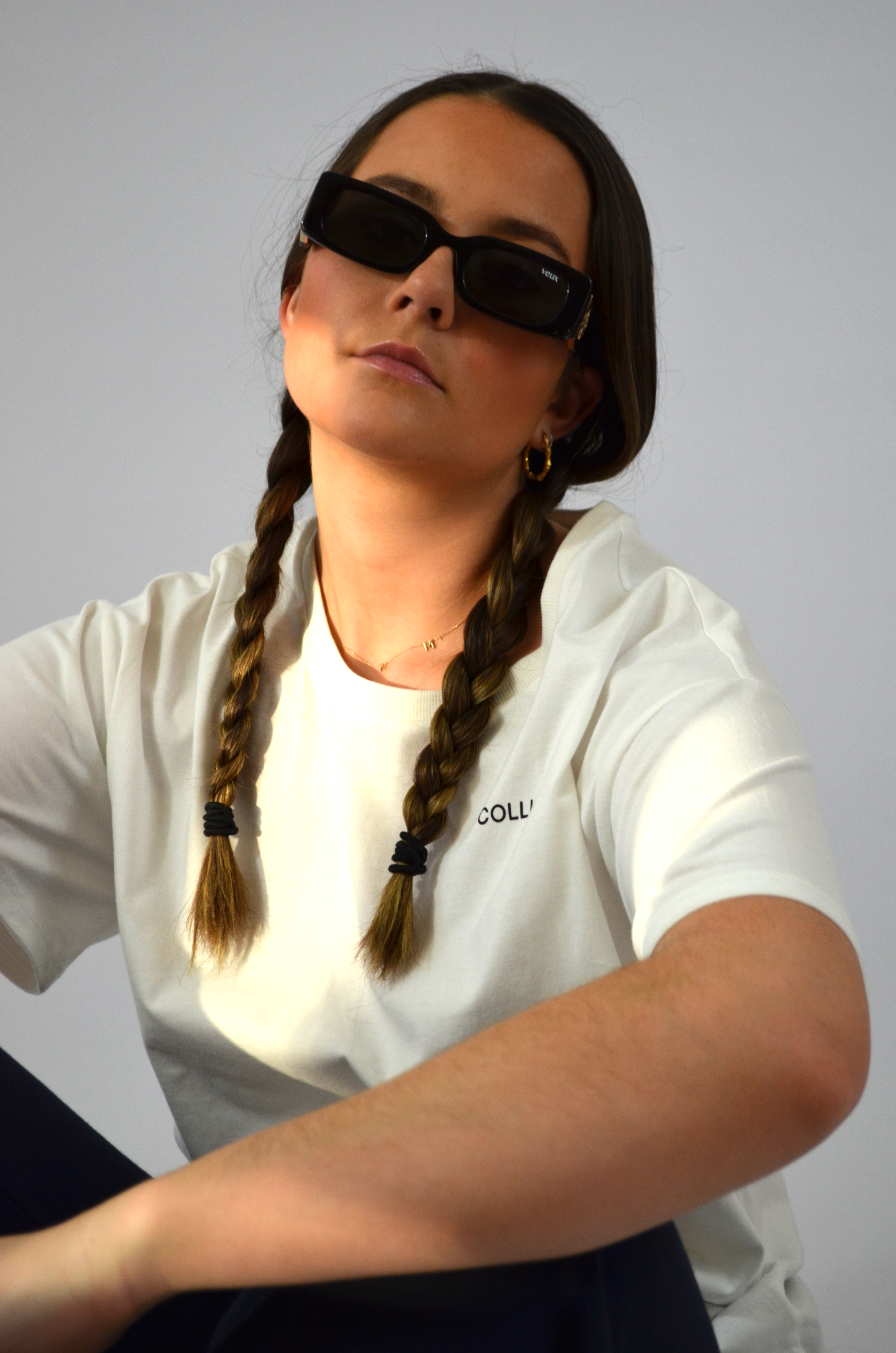 CLASSIC WHITE TEE
